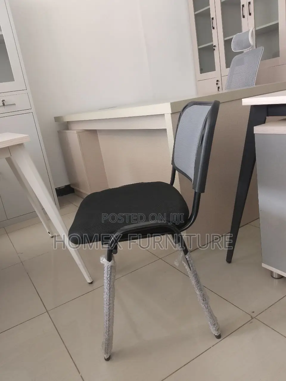 Office Chairs የቢሮ እንግዳ ወንበር