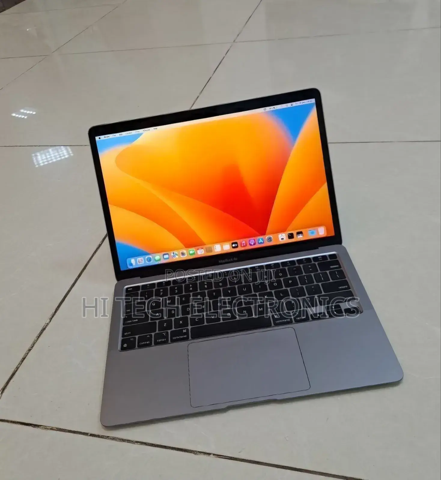 New Laptop Apple MacBook Air 2020 M1 8GB Apple M1 SSD 256GB
