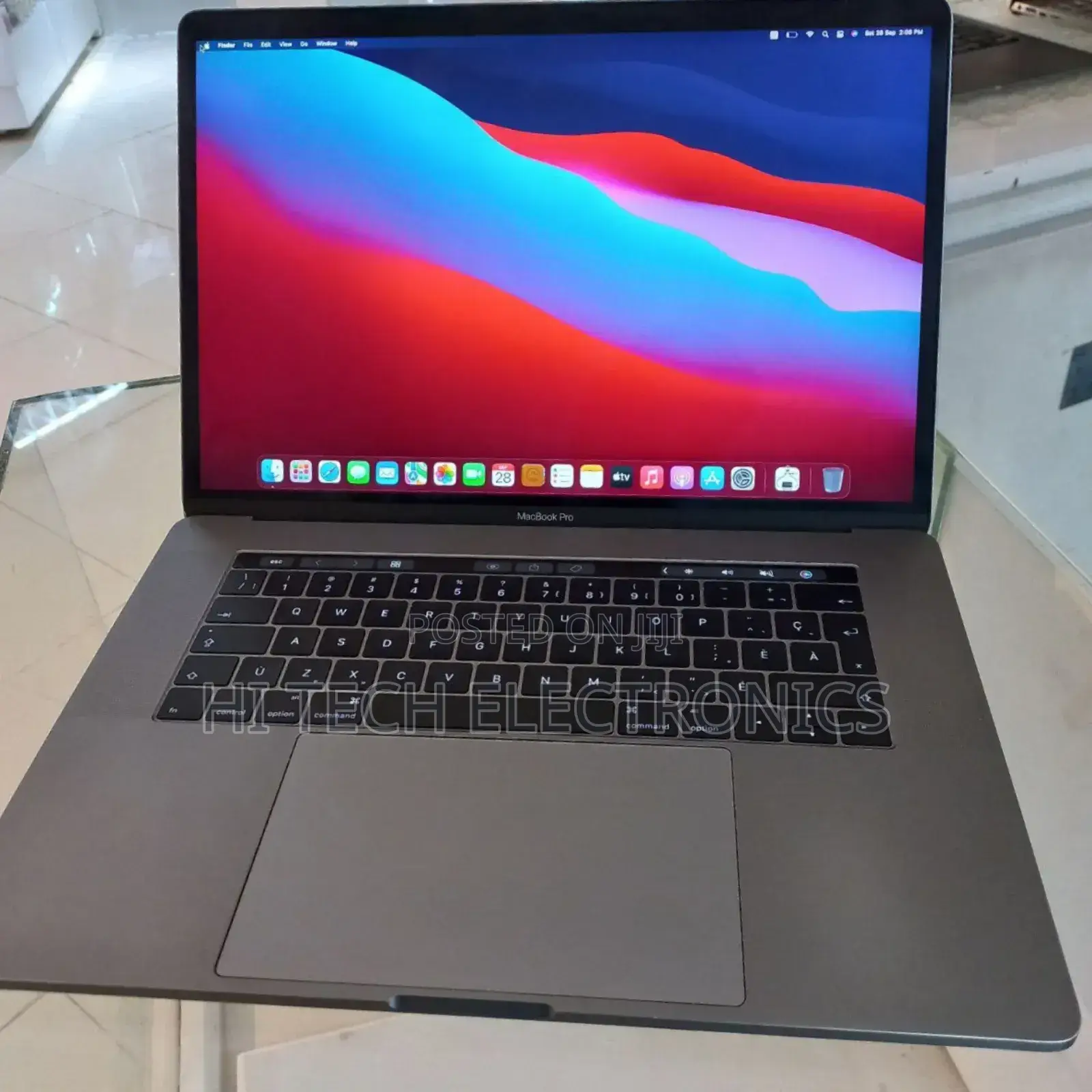 New Laptop Apple MacBook 2016 16GB Intel Core I7 SSD 512GB