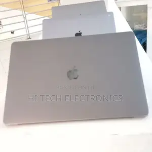 New Laptop Apple MacBook 2016 16GB Intel Core I7 SSD 512GB