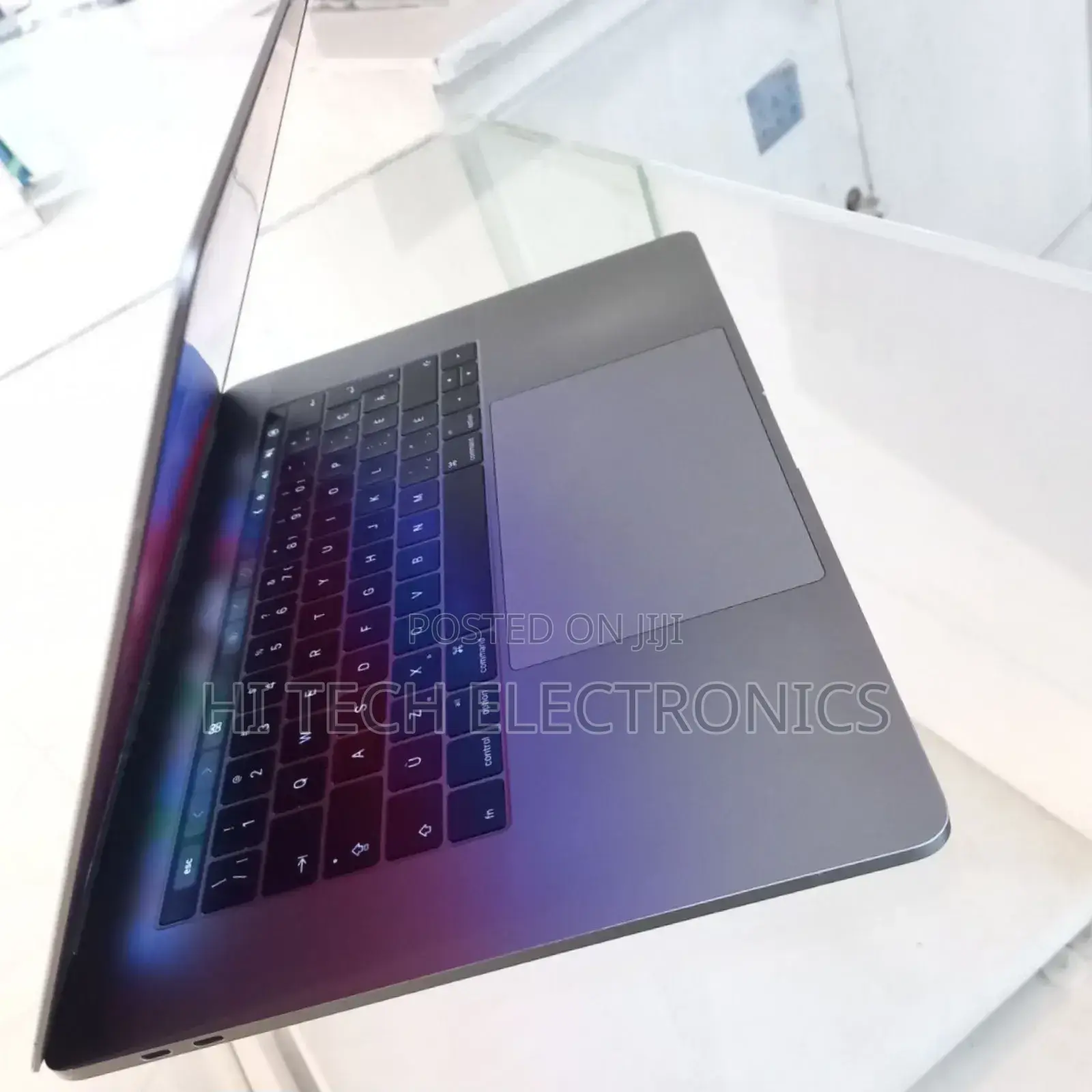 New Laptop Apple MacBook 2016 16GB Intel Core I7 SSD 512GB