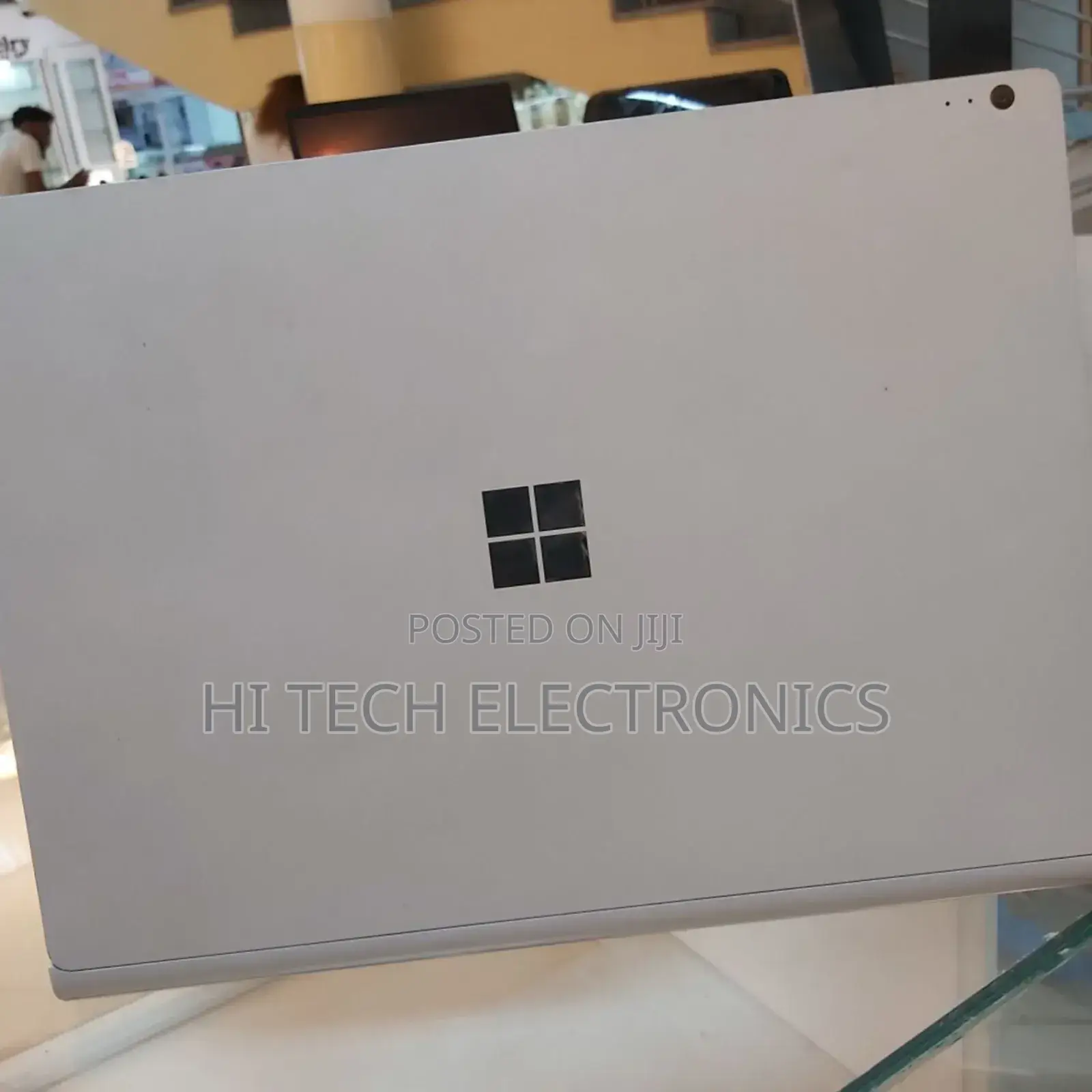 New Laptop Microsoft Surface 8GB Intel Core I5 SSD 256GB