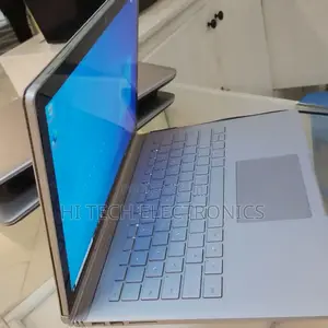 New Laptop Microsoft Surface 8GB Intel Core I5 SSD 256GB