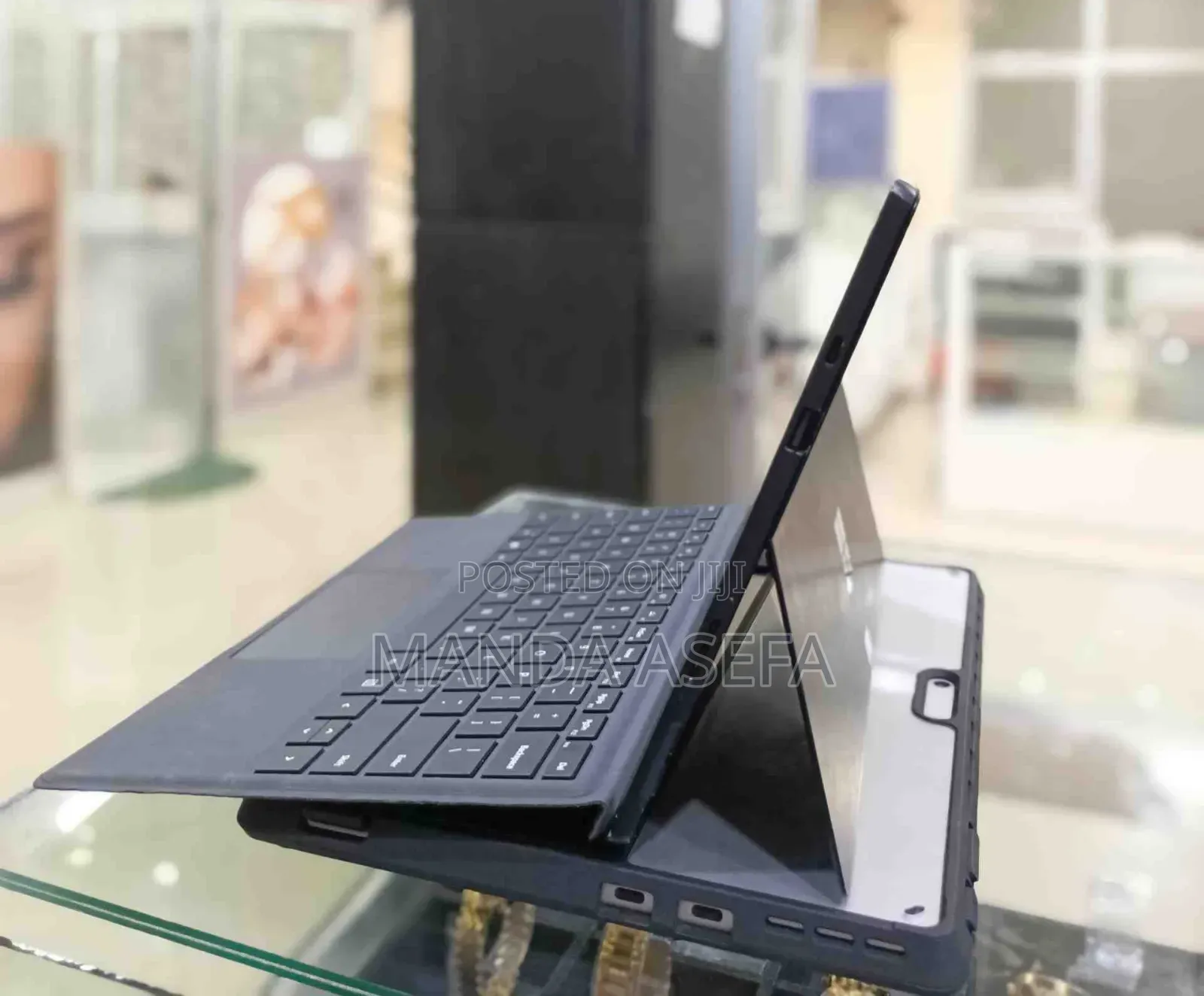 New Laptop Microsoft Surface Pro 7 16GB Intel Core I7 SSD 256GB