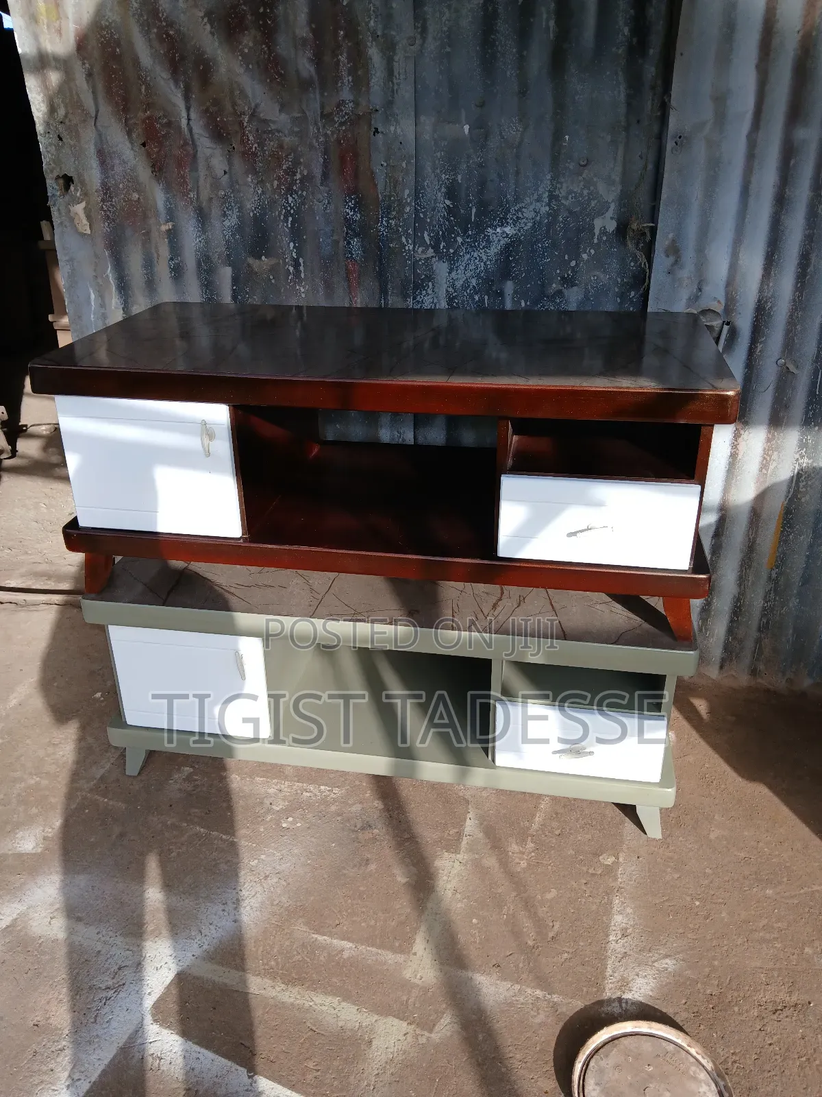Table ጥንቅቅ ብሎ የተሠራ ፅድት ያለ 60*120cm