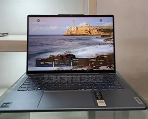 Photo - New Laptop Lenovo ThinkPad Yoga 16GB Intel Core I7 SSD 512GB