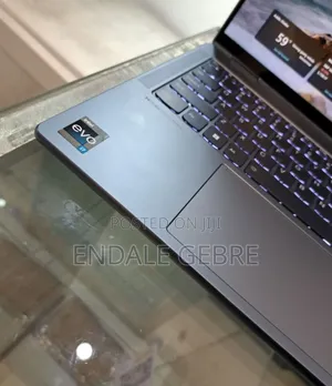 New Laptop Lenovo Yoga 9i 16GB Intel Core I7 SSD 512GB