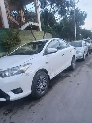 Toyota Yaris 2014 Ivory