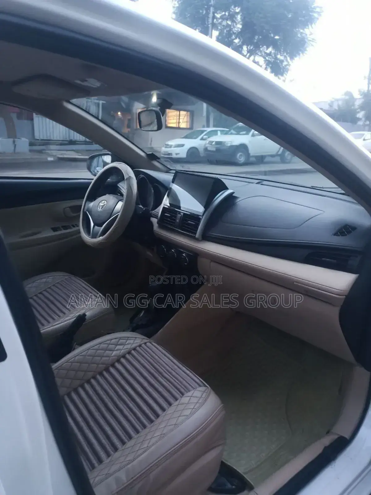 Toyota Yaris 2014 Ivory