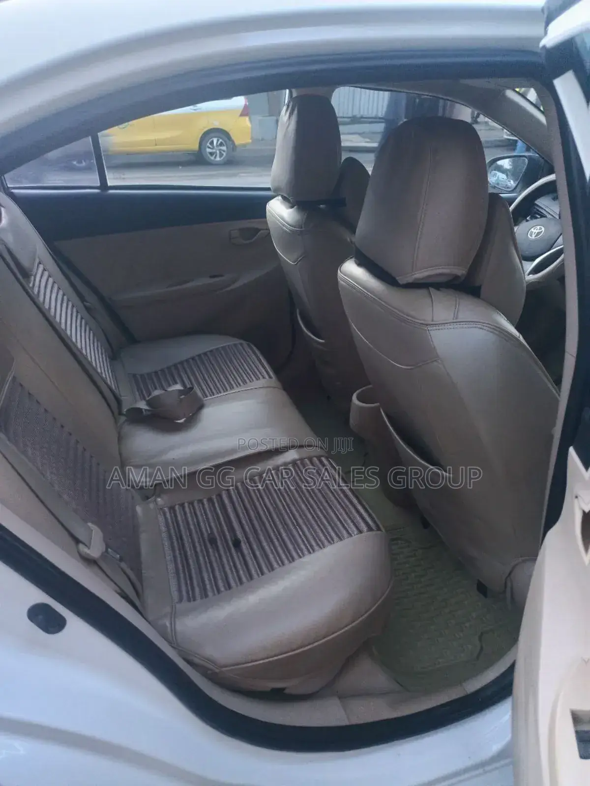 Toyota Yaris 2014 Ivory