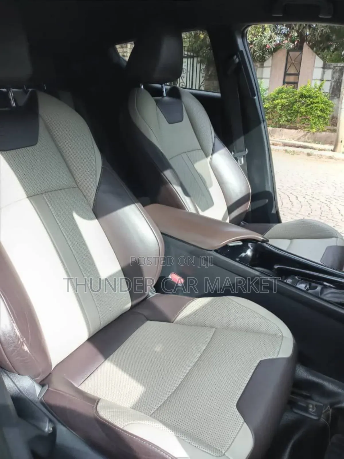 Toyota C-HR 2018 Burgundy