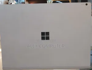 New Laptop Microsoft Surface 8GB Intel Core I5 SSD 256GB