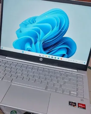 New Laptop HP Pavilion 15 16GB AMD Ryzen 5 SSD 1T