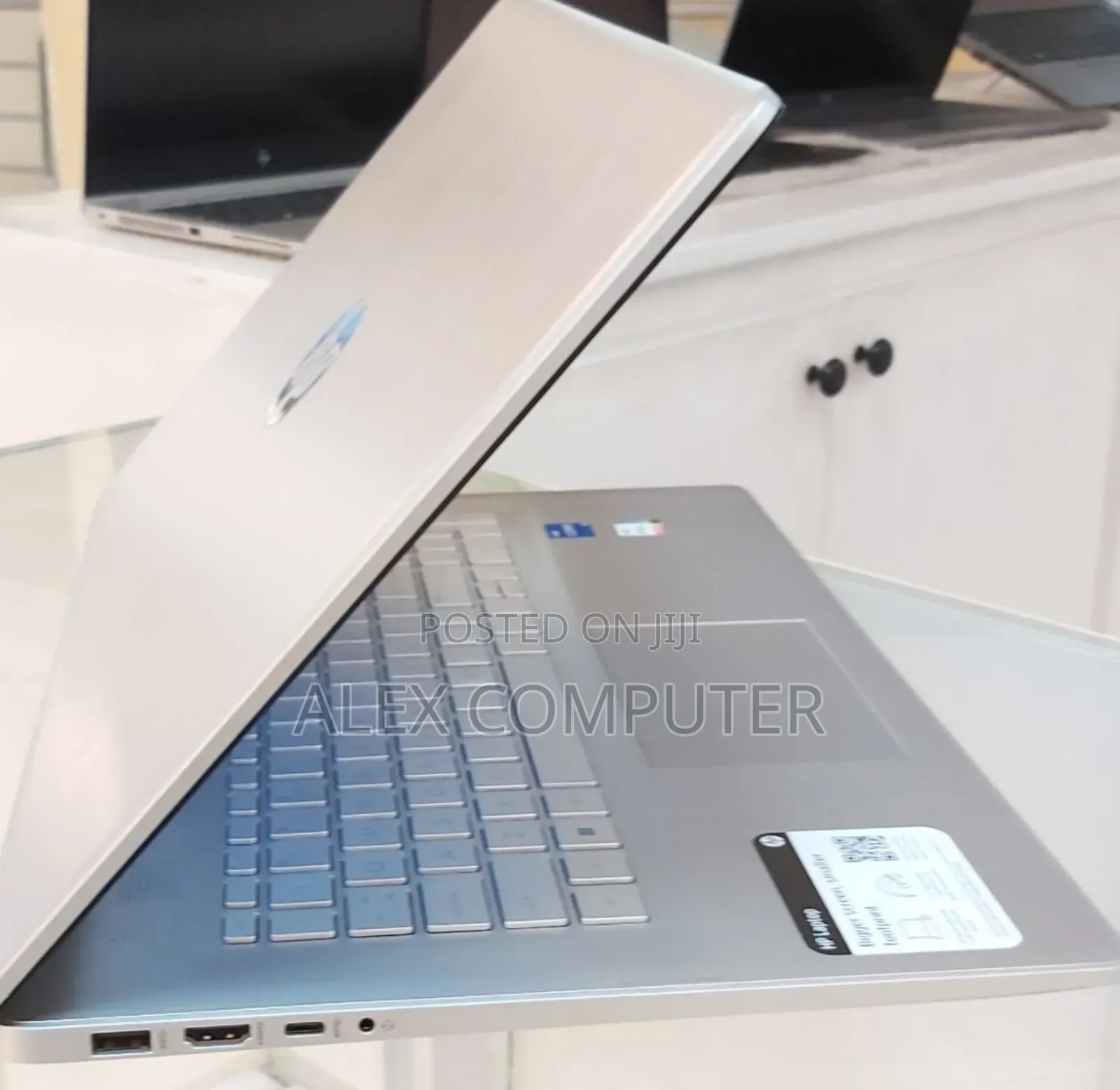 New Laptop HP Stream Notebook 8GB Intel Core I5 SSD 256GB