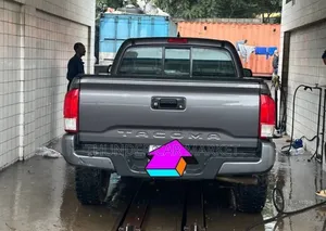 Toyota Tacoma 4dr Double Cab 2016 Gray