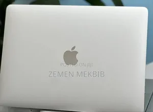 Photo - New Laptop Apple MacBook Pro 2017 8GB Intel Core I5 SSD 256GB