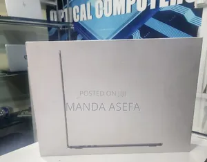 Photo - New Laptop Apple MacBook Air 8GB Apple M3 SSD 256GB