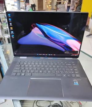 Photo - New Laptop HP Spectre X360 15 16GB Intel Core I7 SSD 1T
