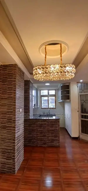 6bdrm House in 72, Bole for rent