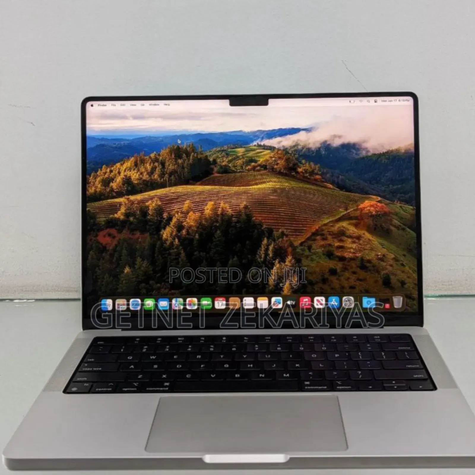 New Laptop Apple MacBook Pro M1 16GB Apple M1 Pro SSD 512GB
