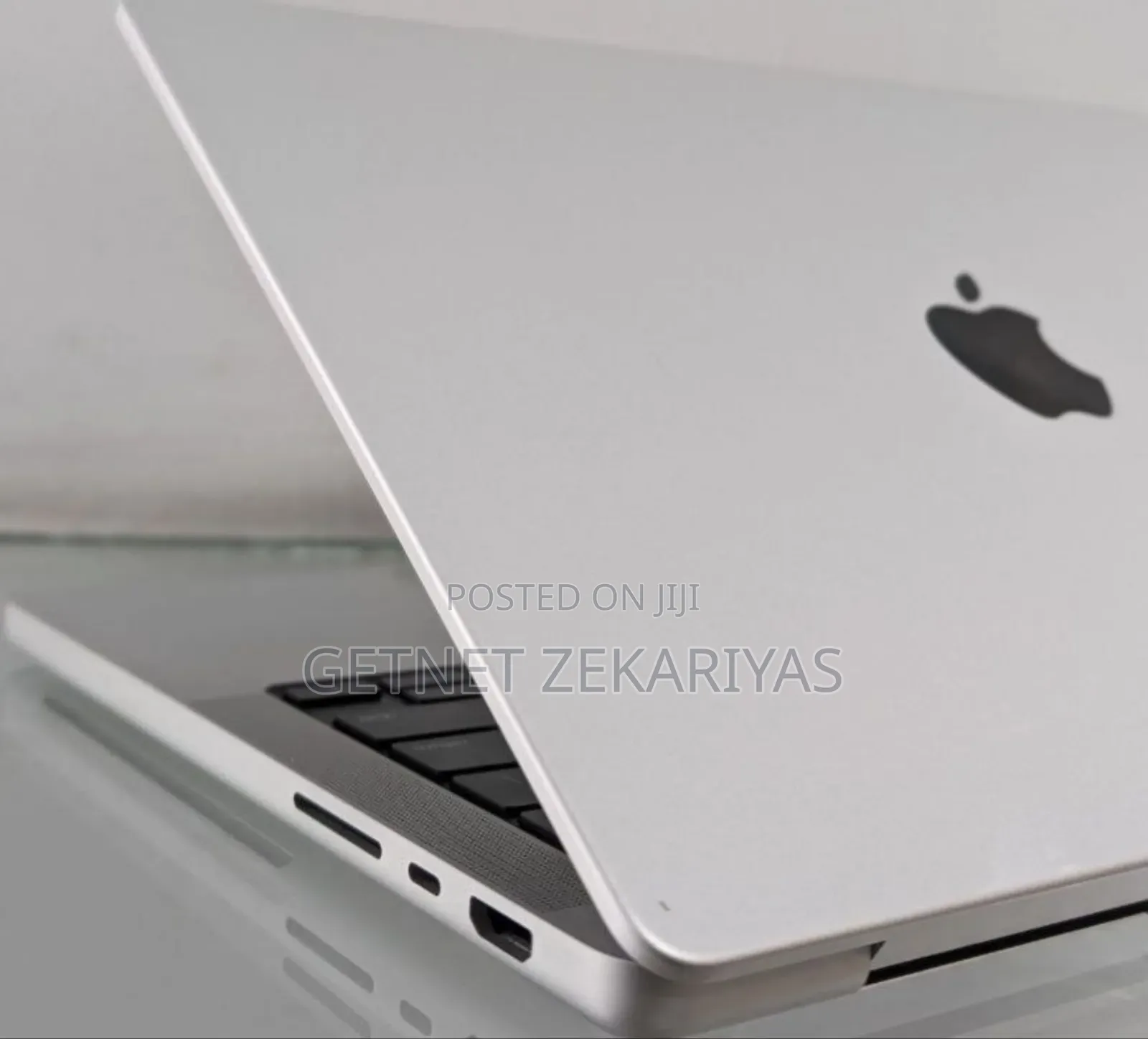 New Laptop Apple MacBook Pro M1 16GB Apple M1 Pro SSD 512GB