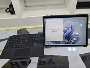 New Laptop Microsoft Surface Pro 9 16GB Intel Core I7 SSD 1T