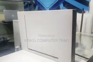 New Laptop Apple MacBook Air 8GB Nvidia SSD 256GB