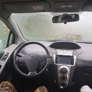 Toyota Yaris 2007 Silver