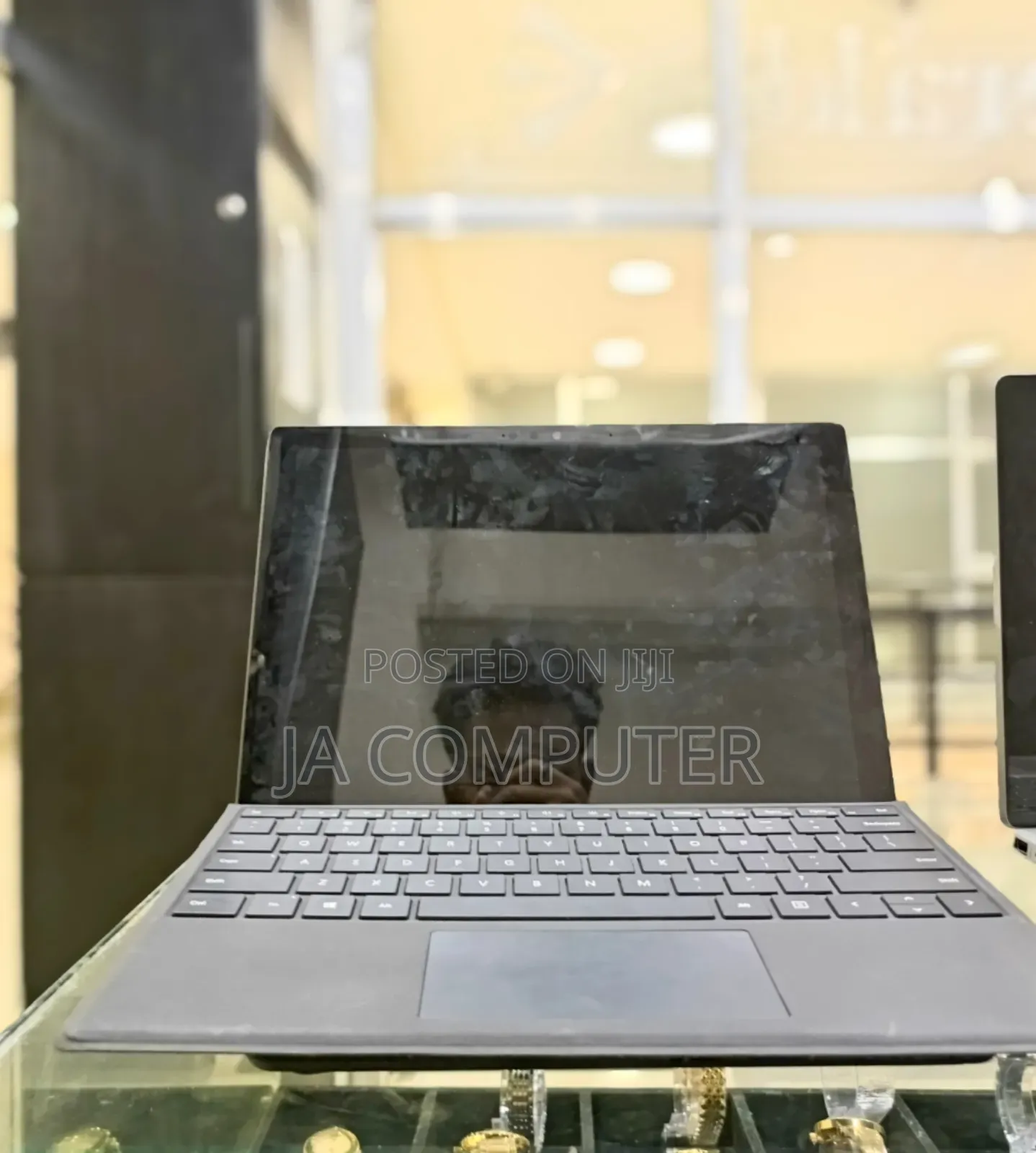 New Laptop Microsoft Surface Pro 7 16GB Intel Core I7 SSD 256GB