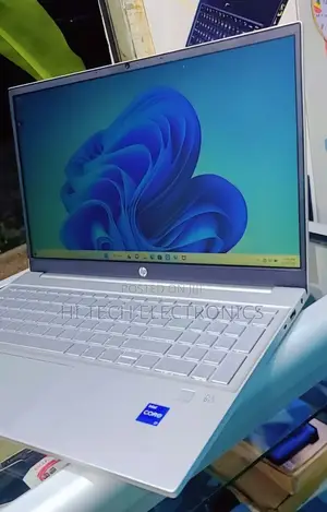New Laptop HP Pavilion 15 16GB Intel Core I7 SSD 512GB