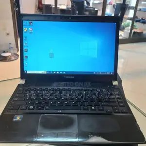 Photo - Laptop Toshiba Satellite C55 4GB Intel Core I3 HDD 500GB