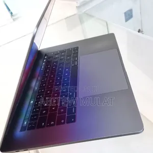 New Laptop Apple MacBook Pro 2016 16GB Intel Core I7 SSD 512GB