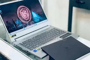 Photo - New Laptop Acer Predator Helios 300 16GB Intel Core I7 SSD 1T