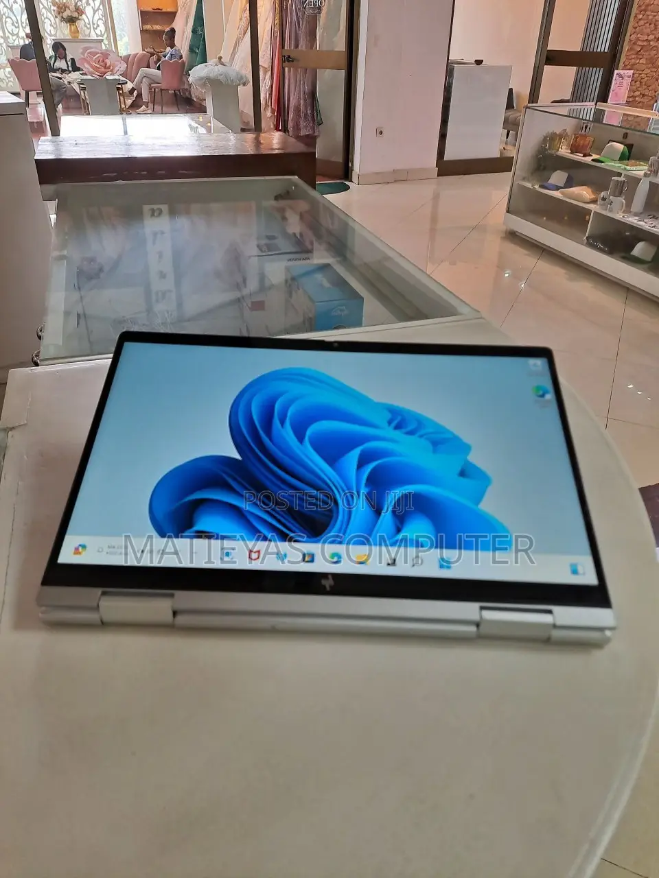 New Laptop HP Envy X360 16GB Intel Core I7 SSD 1T