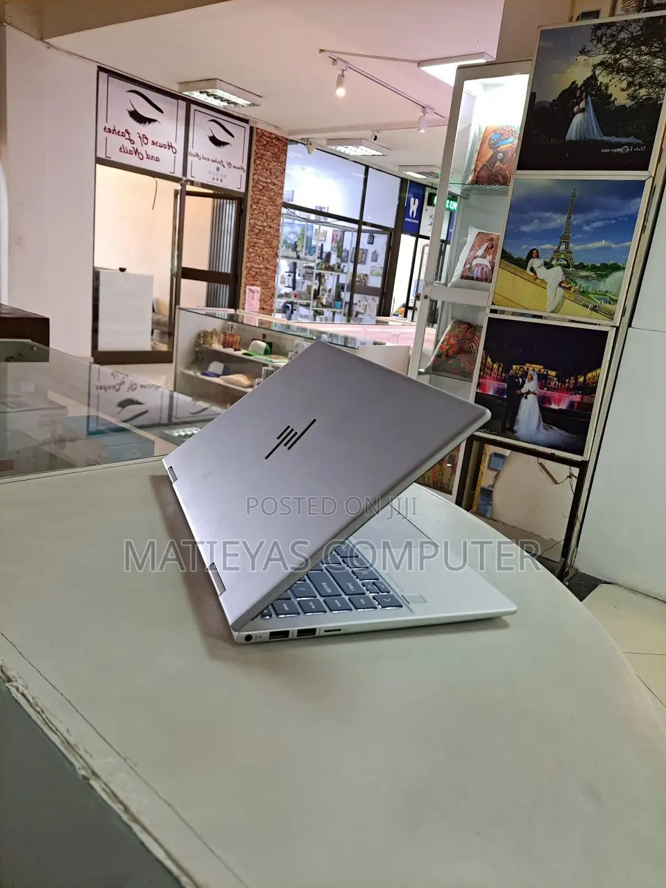 New Laptop HP Envy X360 16GB Intel Core I7 SSD 1T