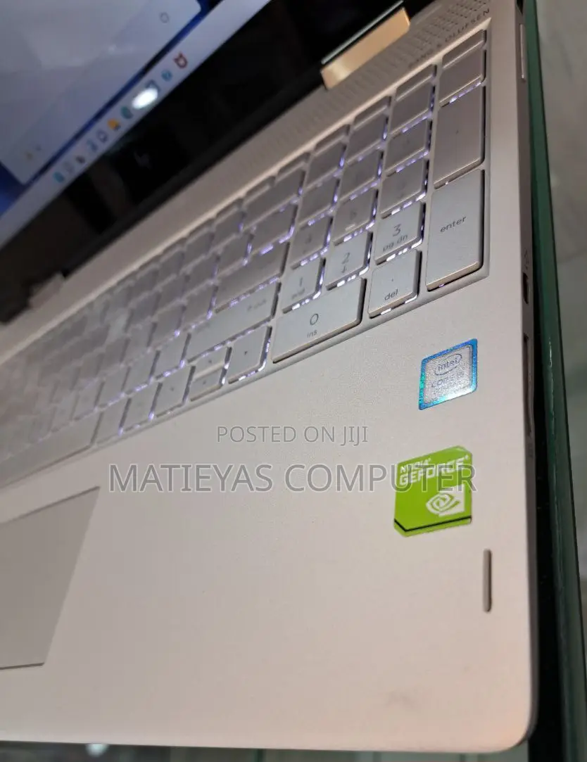 New Laptop HP Envy X360 20GB Intel Core I5 SSD 256GB