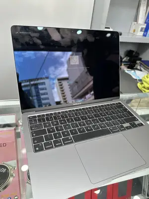 Photo - New Laptop Apple MacBook Air 2020 M1 8GB Apple M1 SSD 256GB