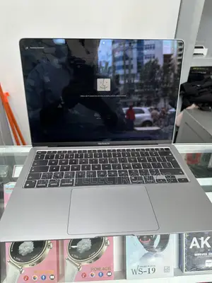 New Laptop Apple MacBook Air 2020 M1 8GB Apple M1 SSD 256GB