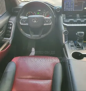 New Toyota Land Cruiser 2024 Black