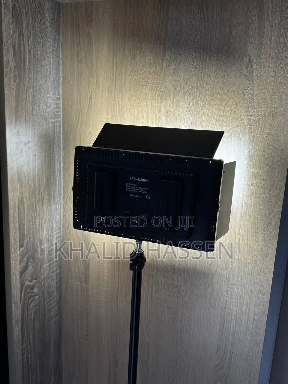 Led-U600+Free Delivery Studio Light With 2 Battery