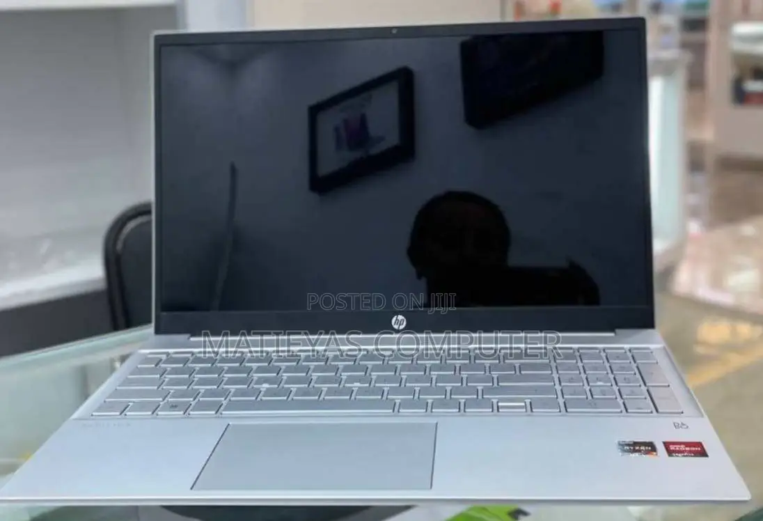 New Laptop HP Pavilion 15 16GB AMD Ryzen 7 SSD 512GB