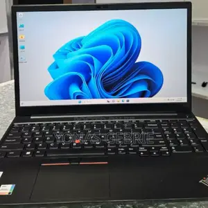 New Laptop Lenovo Thinkpad E15 16GB Intel Core I7 SSD 512GB