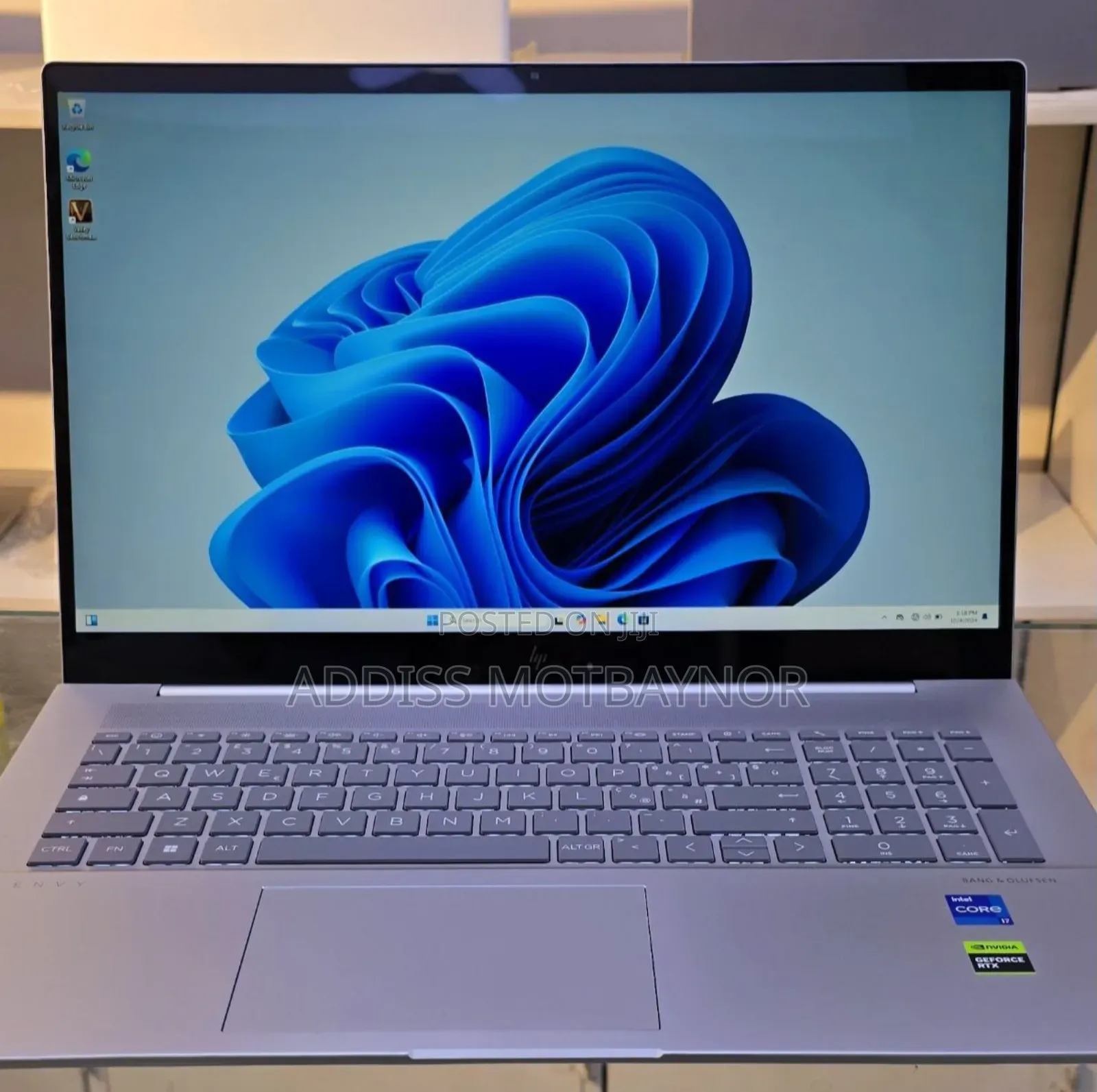 New Laptop HP Envy X360 16GB Intel Core I7 SSD 1T