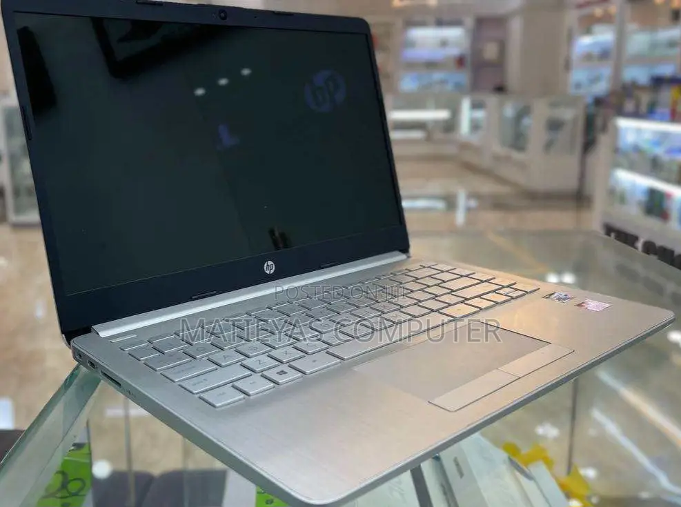 New Laptop HP Stream Notebook 8GB AMD Ryzen 5 SSD 512GB