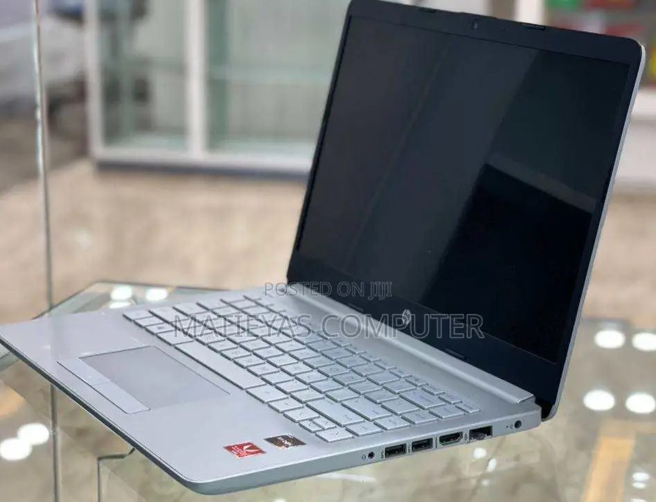 New Laptop HP Stream Notebook 8GB AMD Ryzen 5 SSD 512GB