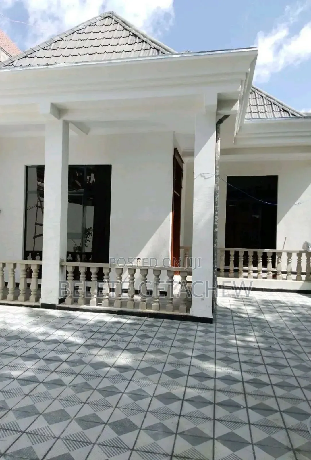 4bdrm Villa in Yerer, Luxury Villa, Gullele for sale