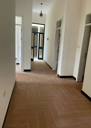 4bdrm Villa in Yerer, Luxury Villa, Gullele for sale