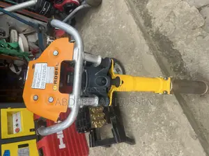 Photo - Tamper Machine