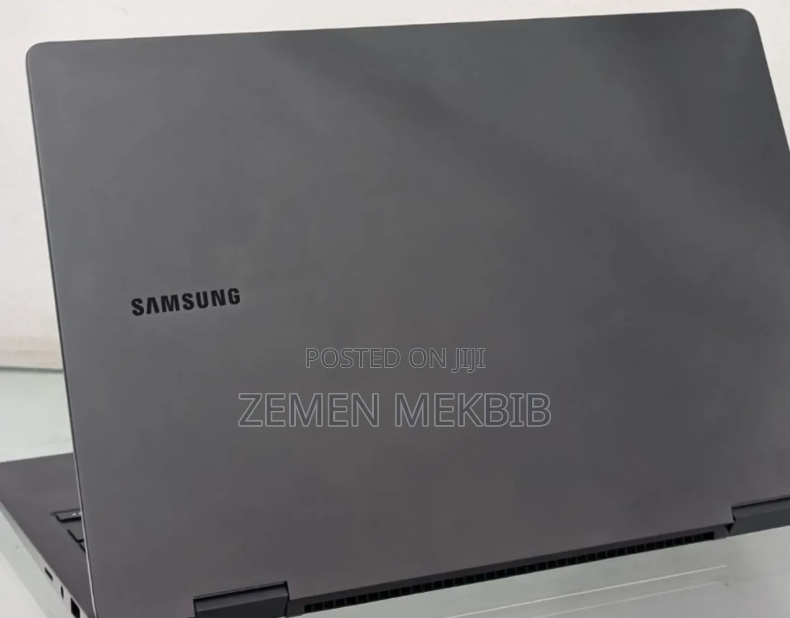 New Laptop Samsung 8GB Intel Core I5 SSD 256GB