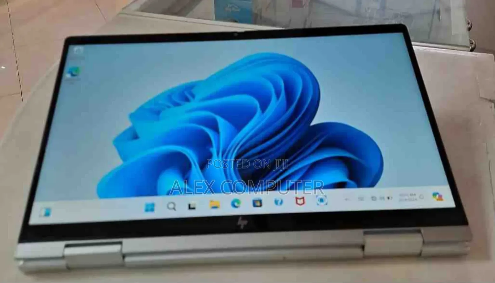 New Laptop HP Envy X360 16GB Intel Core I7 SSD 1T